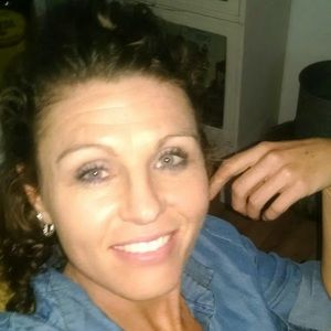 Meet your Posher, Raylynn